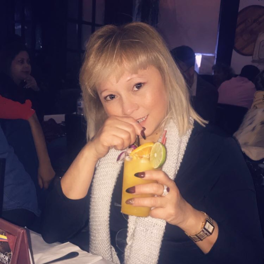 Meet your Posher, Priscila